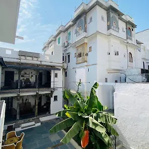 3* فندق Little Garden